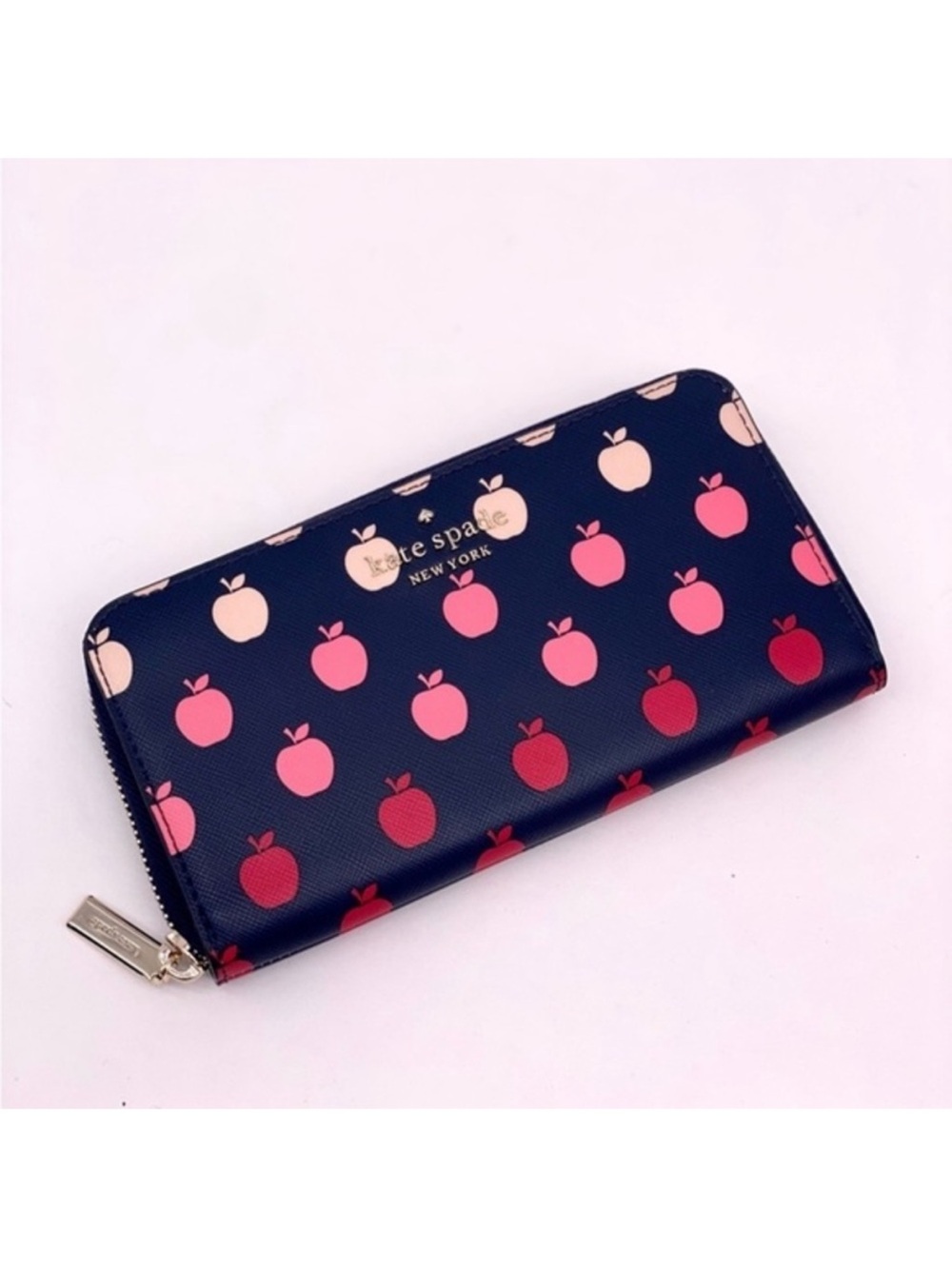 Kate Spade Perfect Orchard Apple
Large Zip Continental Wallet